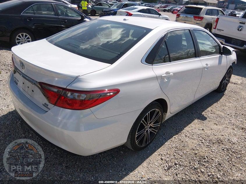 2016 TOYOTA CAMRY SE — фото 4