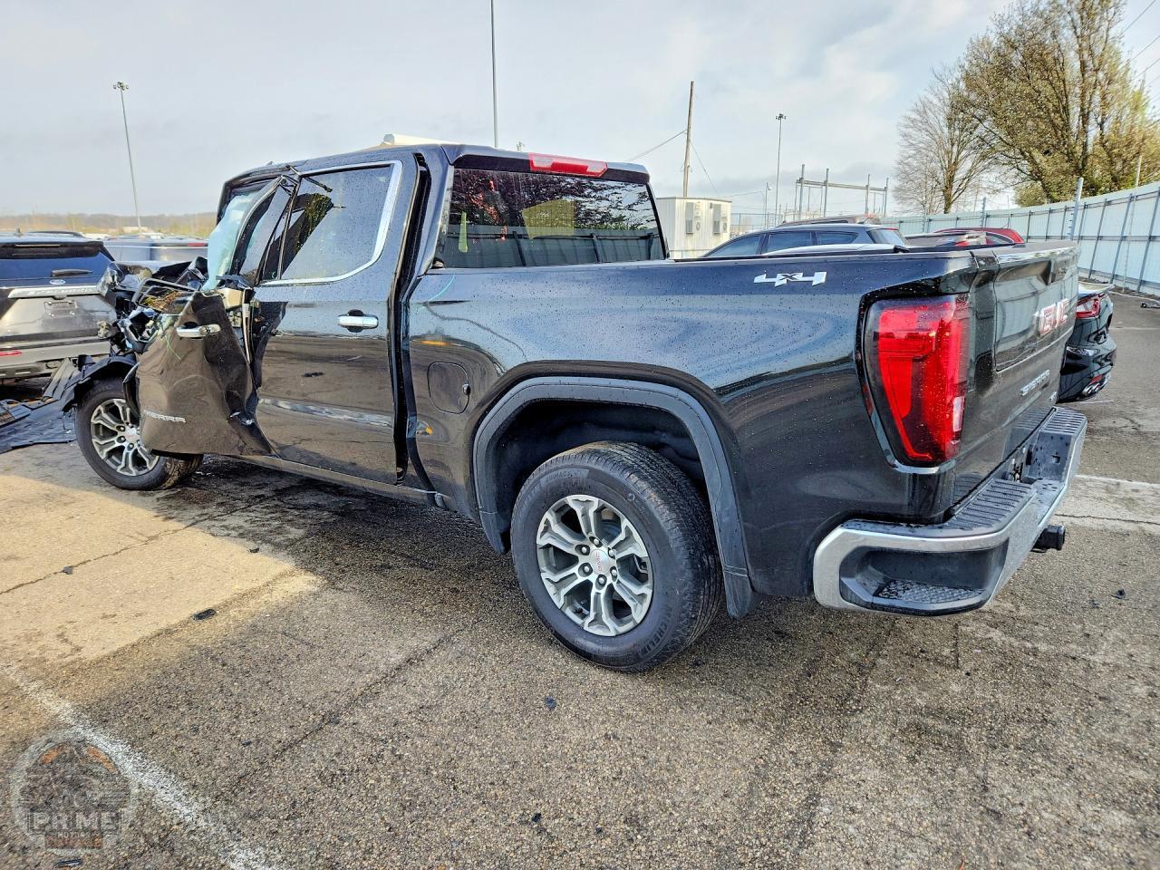 2025 GMC SIERRA — фото 4