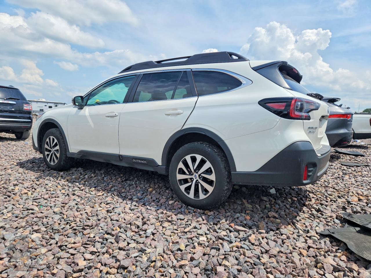 2022 SUBARU OUTBACK — фото 2