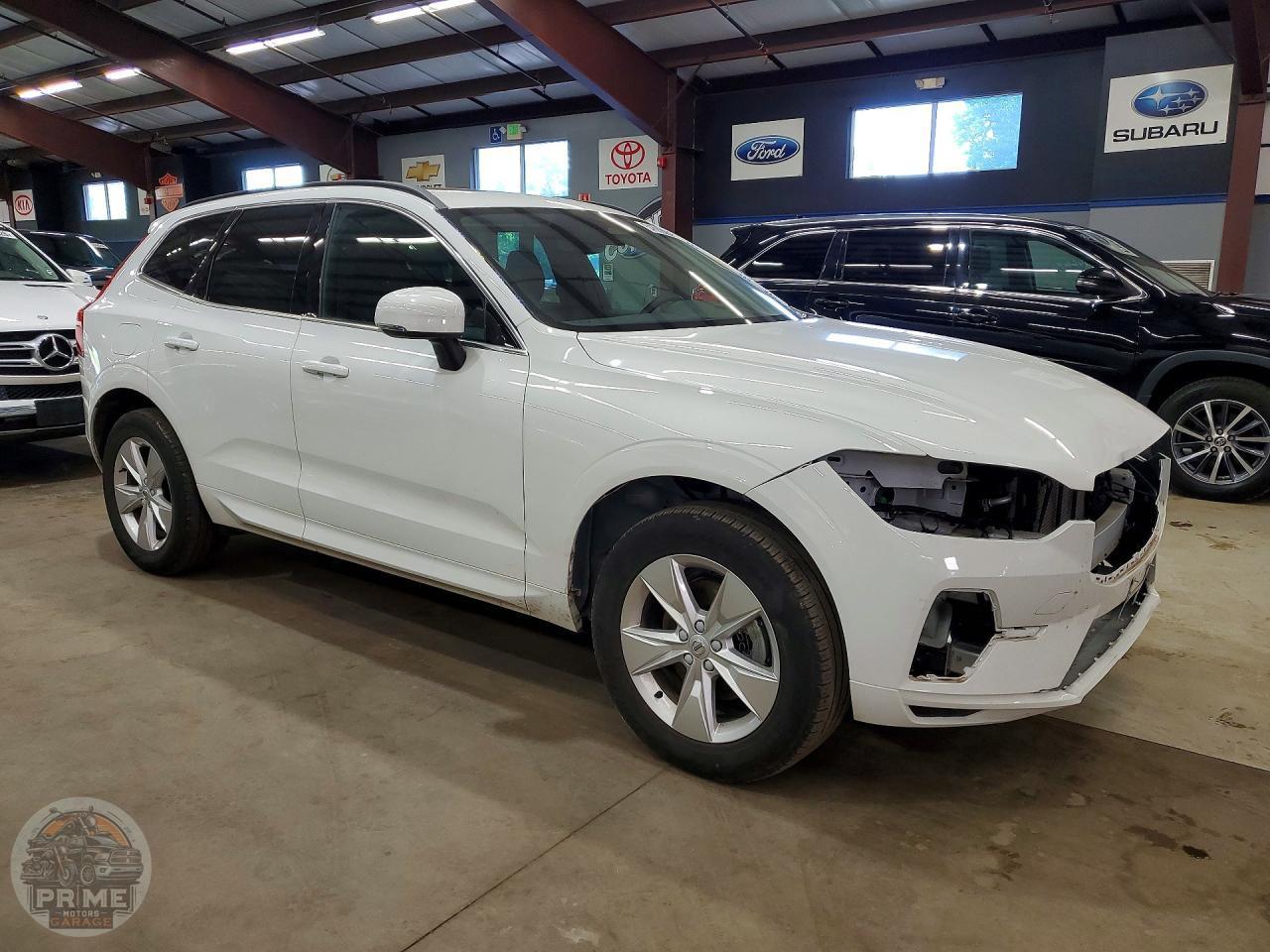 2022 VOLVO XC60 — фото 2