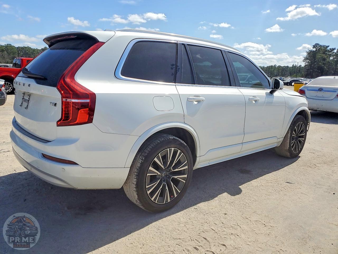 2022 VOLVO XC90 — фото 3