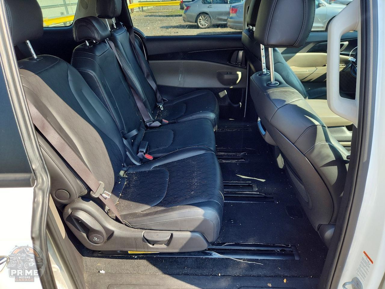 2025 KIA CARNIVAL — фото 11