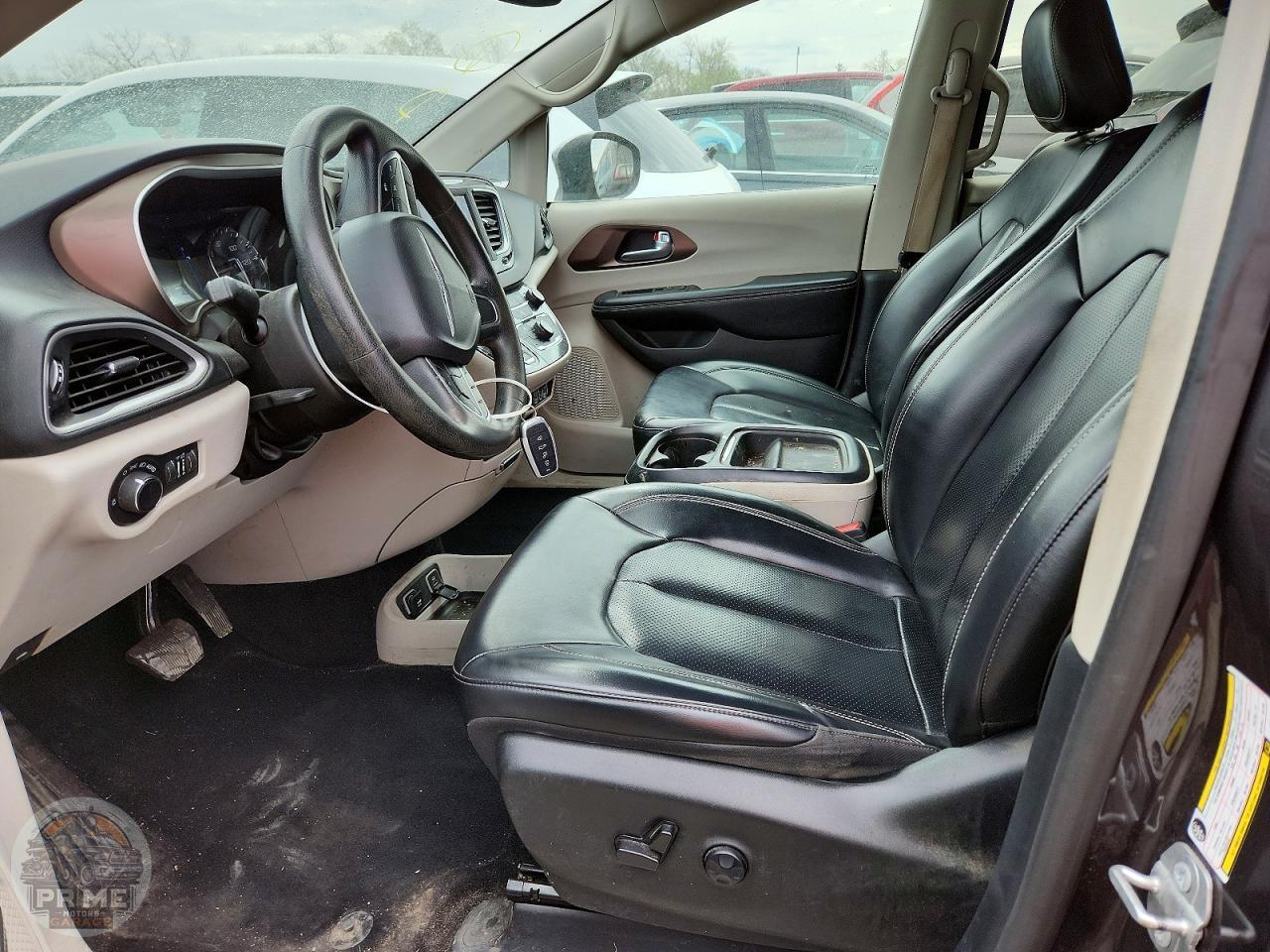 2021 CHRYSLER VOYAGER — фото 13