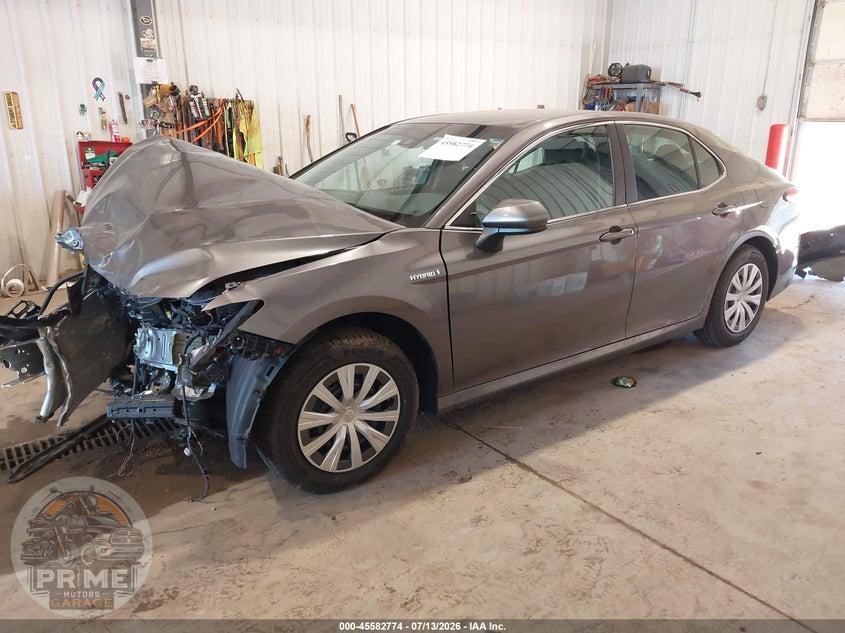 2018 TOYOTA CAMRY HYBRID LE — фото 2