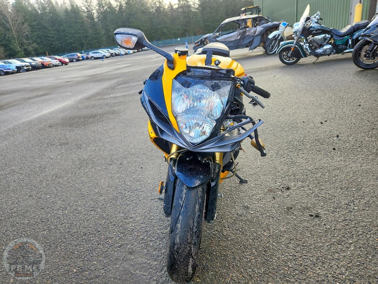 2012 SUZUKI GSX750 — фото 2