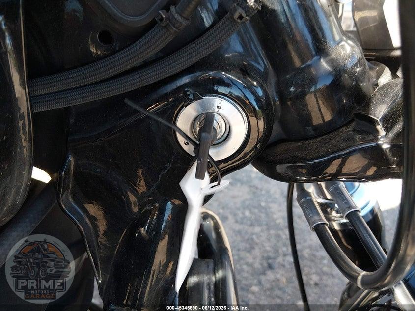 2015 HARLEY-DAVIDSON FXDF (DYNA FAT BOB) DYNA FAT BOB — фото 11