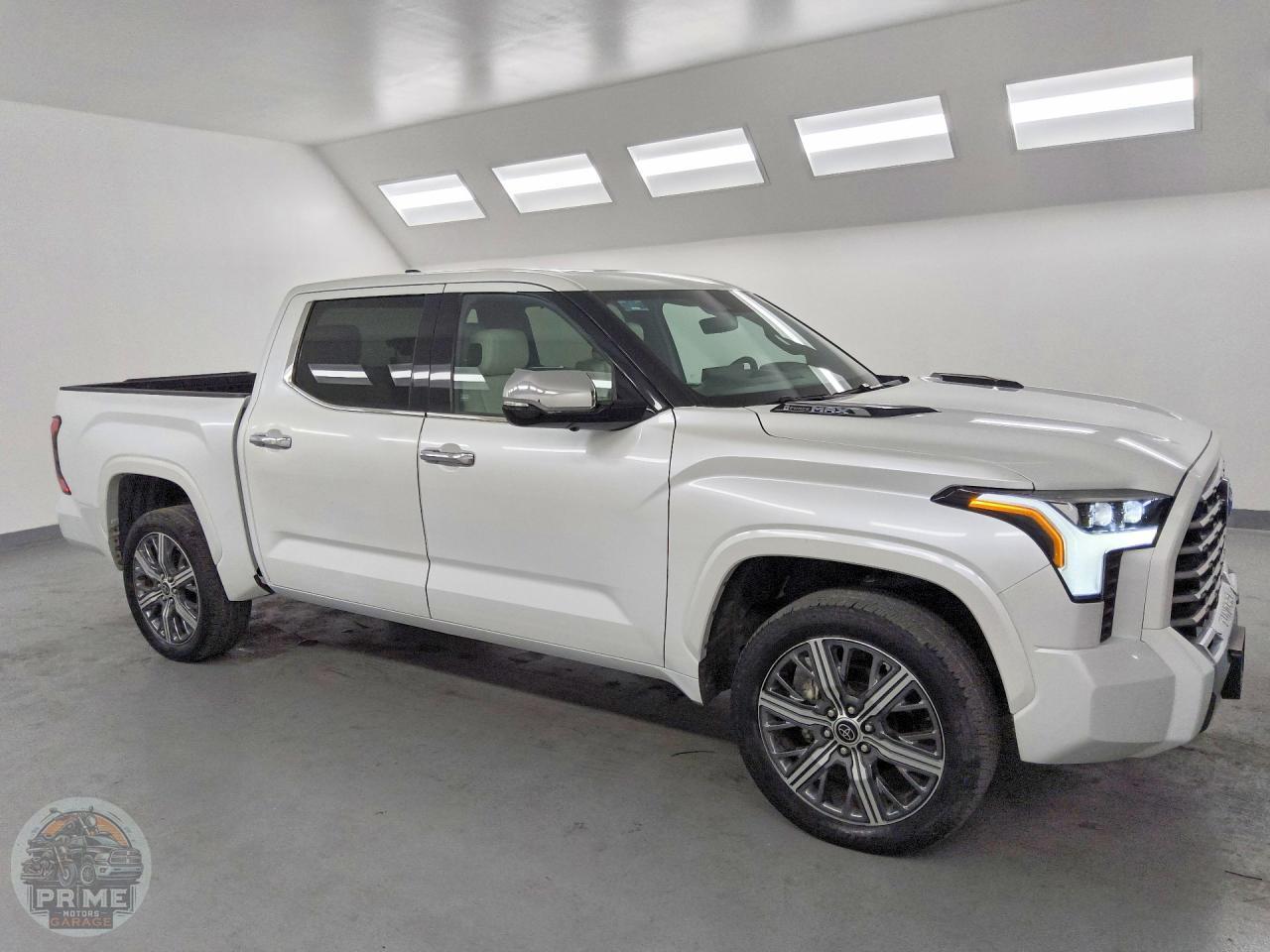 2023 TOYOTA TUNDRA — фото 4