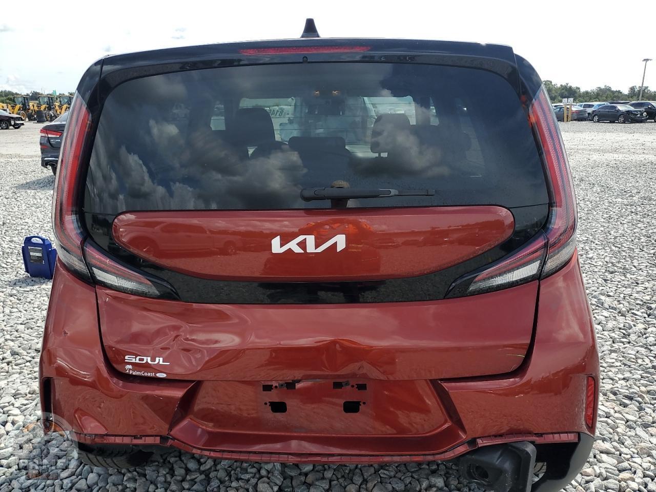 2023 KIA SOUL — фото 6