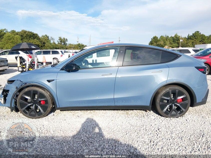 2026 TESLA MODEL Y PERFORMANCE ALL-WHEEL DRIVE — фото 13