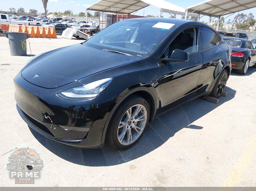 2023 TESLA MODEL Y AWD/LONG RANGE DUAL MOTOR ALL-WHEEL DRIVE — фото 2