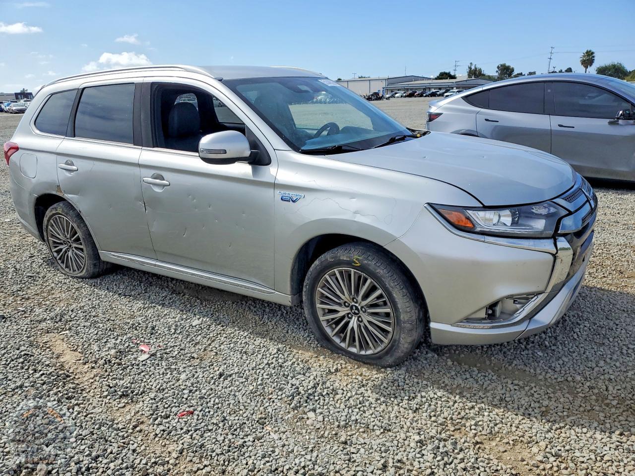 2020 MITSUBISHI OUTLANDER — фото 4