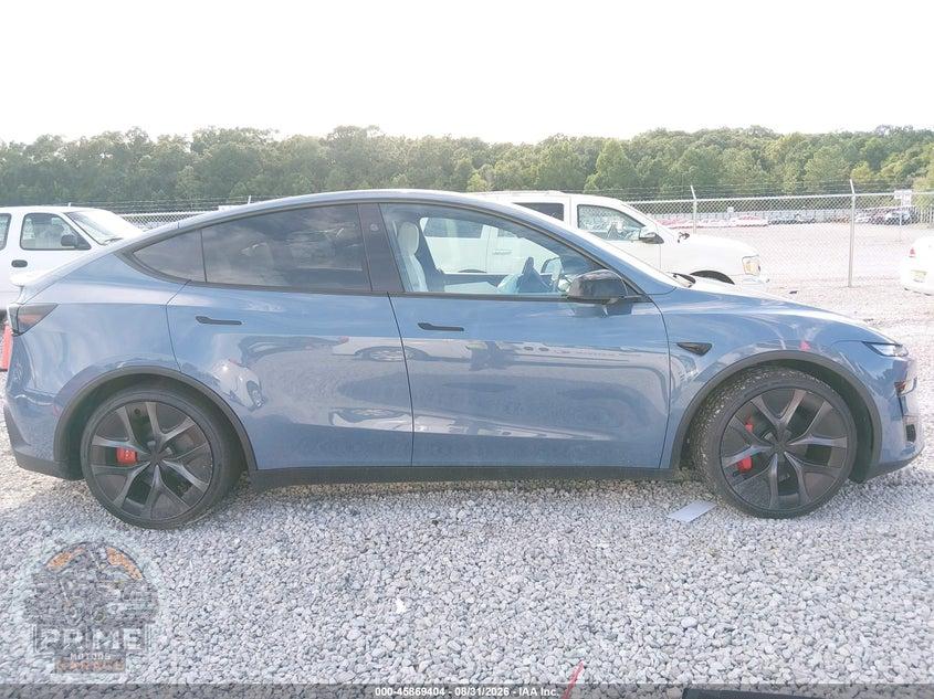 2026 TESLA MODEL Y PERFORMANCE ALL-WHEEL DRIVE — фото 12