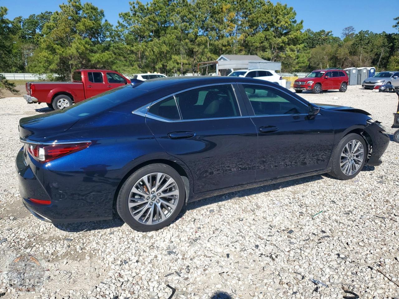 2020 LEXUS ES — фото 3