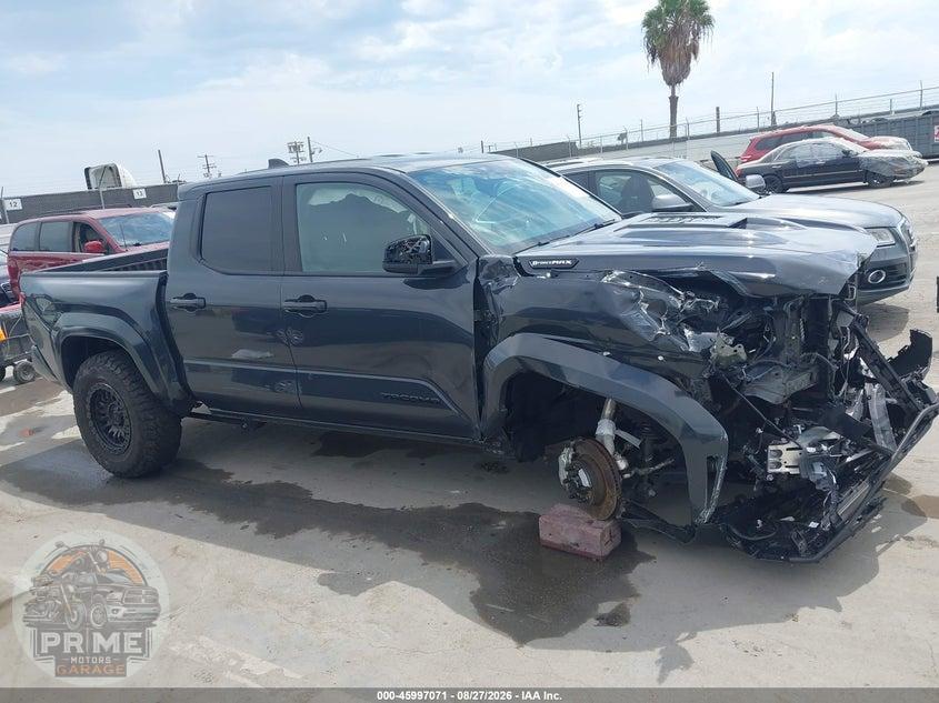 2025 TOYOTA TACOMA HYBRID TRD SPORT 4WD — фото 12