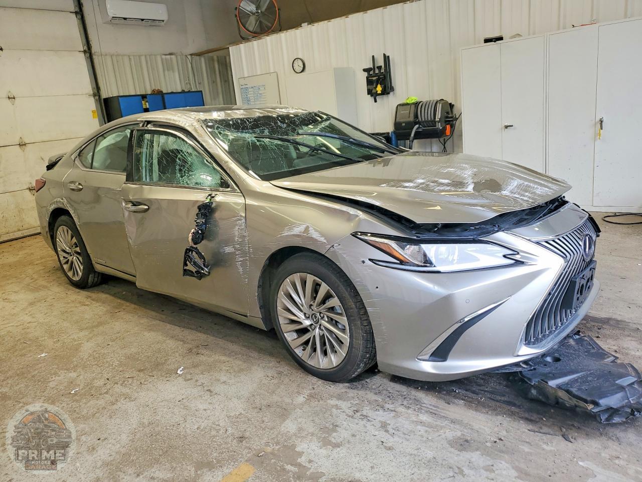 2020 LEXUS ES — фото 4