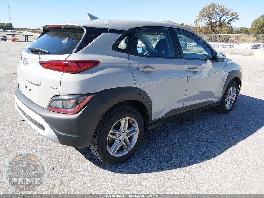 2023 HYUNDAI KONA SE — фото 4
