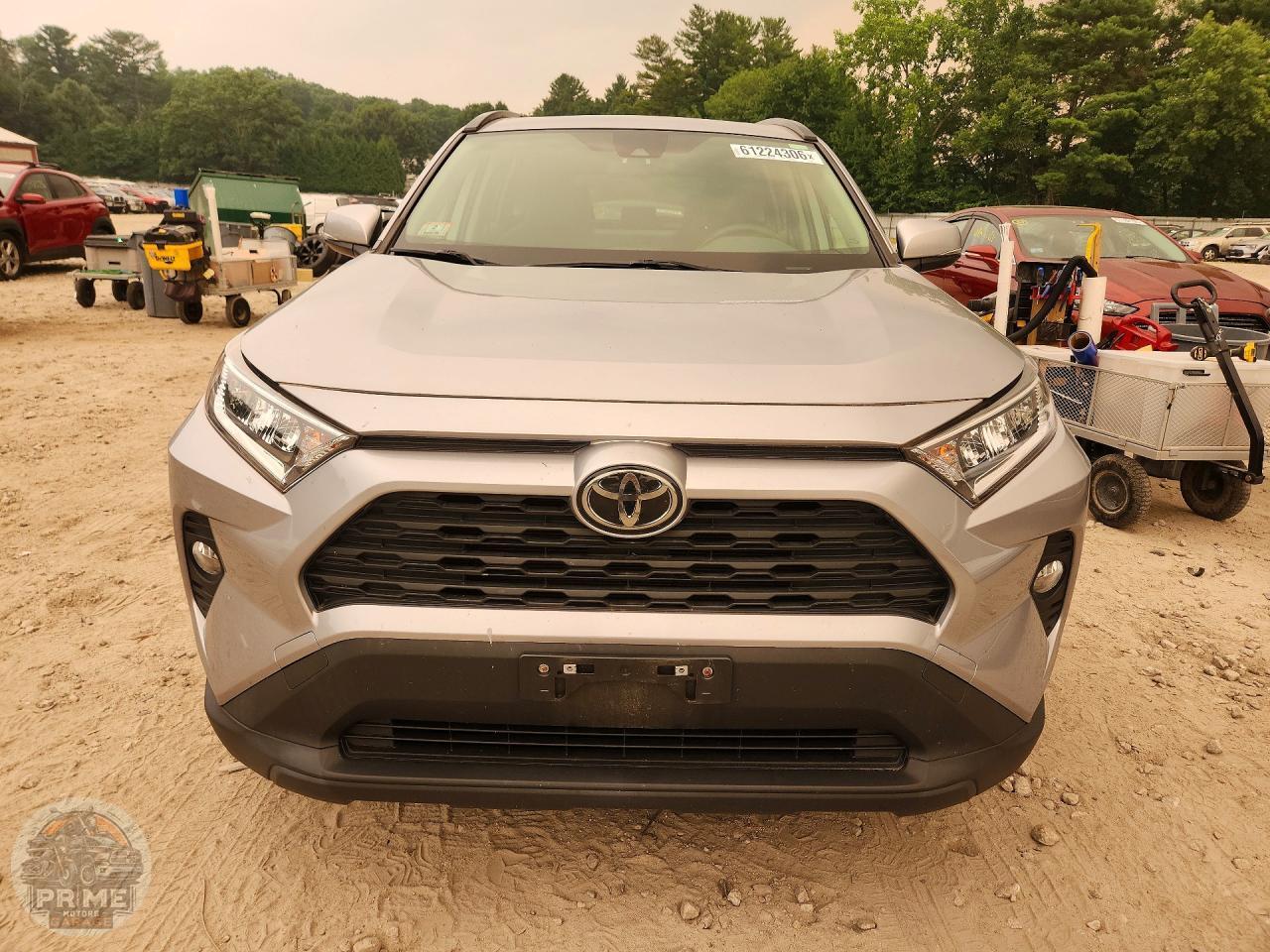 2020 TOYOTA RAV4 — фото 5
