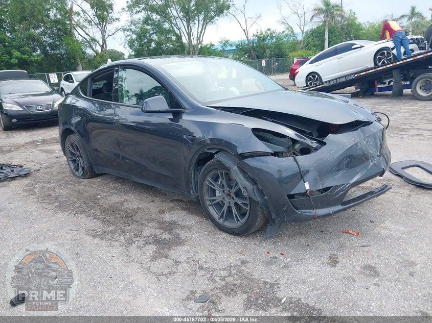 2025 TESLA MODEL Y LONG RANGE DUAL MOTOR REAR-WHEEL DRIVE — фото 1