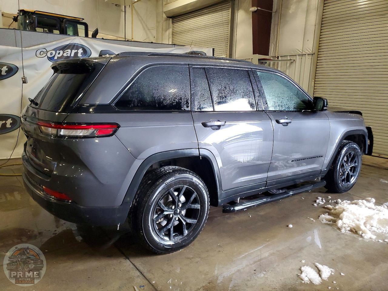 2024 JEEP GRAND CHEROKEE — фото 3