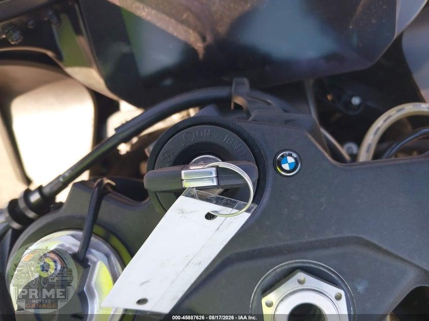 2024 BMW S 1000 RR — фото 11