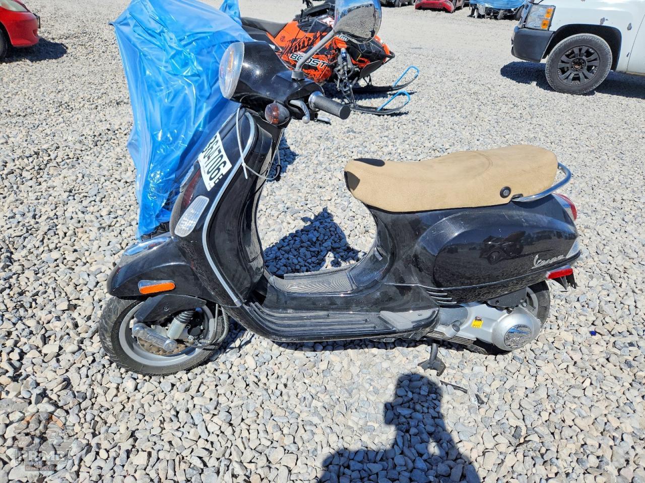 2013 VESPA LX — фото 3