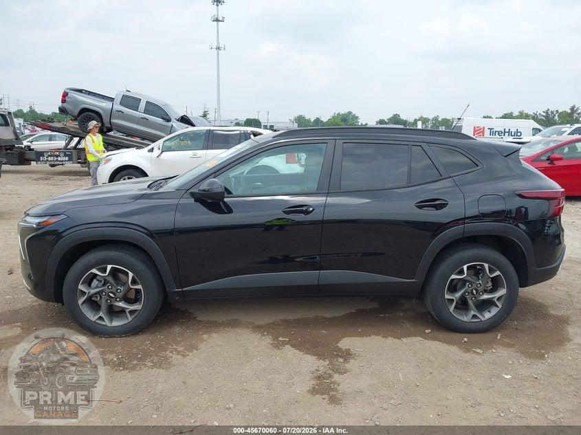 2024 CHEVROLET TRAX FWD LT — фото 14