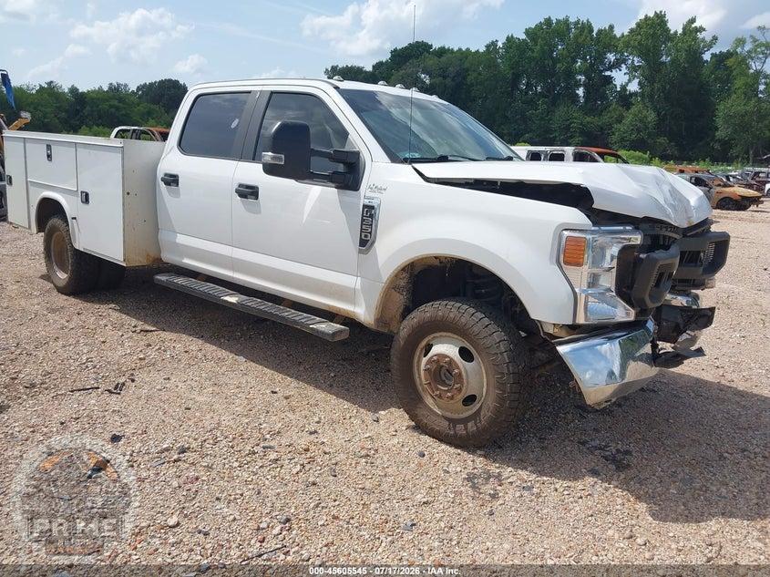 2020 FORD F-350 CHASSIS XL — фото 1