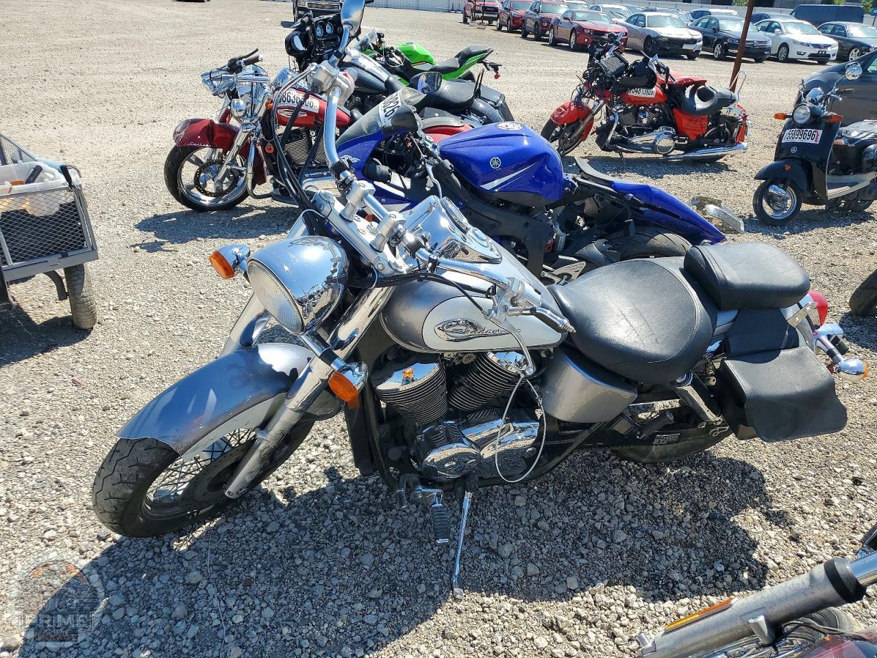 2001 HONDA VT750 — фото 3