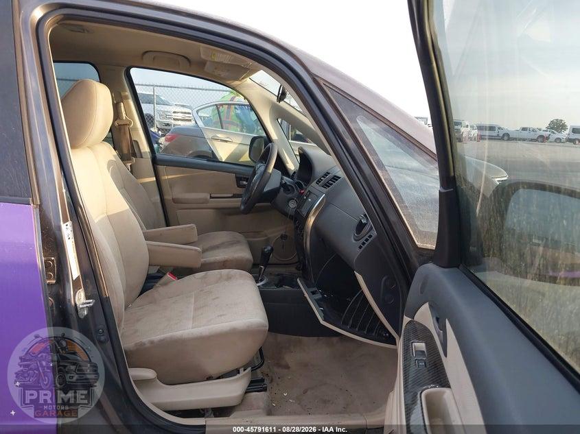 2012 SUZUKI SX4 LE/LE POPULAR — фото 5