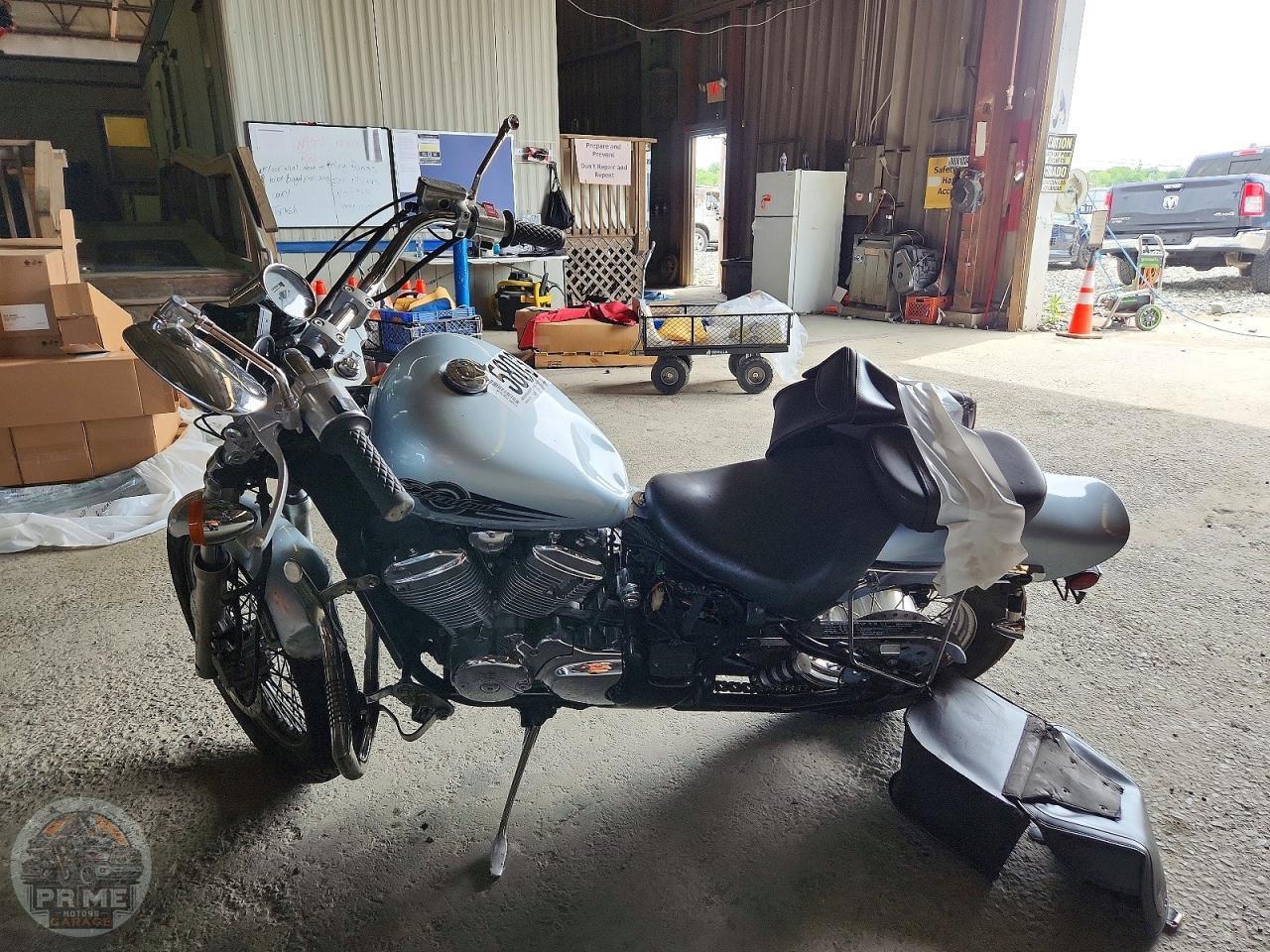 2007 HONDA VT600 — фото 3