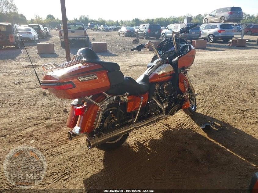 2019 HARLEY-DAVIDSON FLTRU (ROAD GLIDE ULTRA) — фото 4