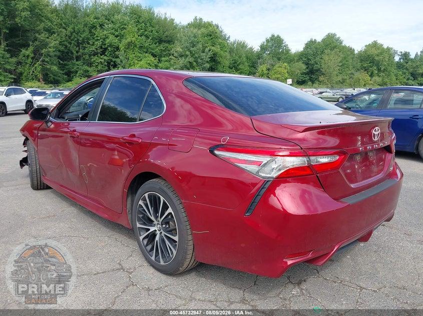 2018 TOYOTA CAMRY SE — фото 3