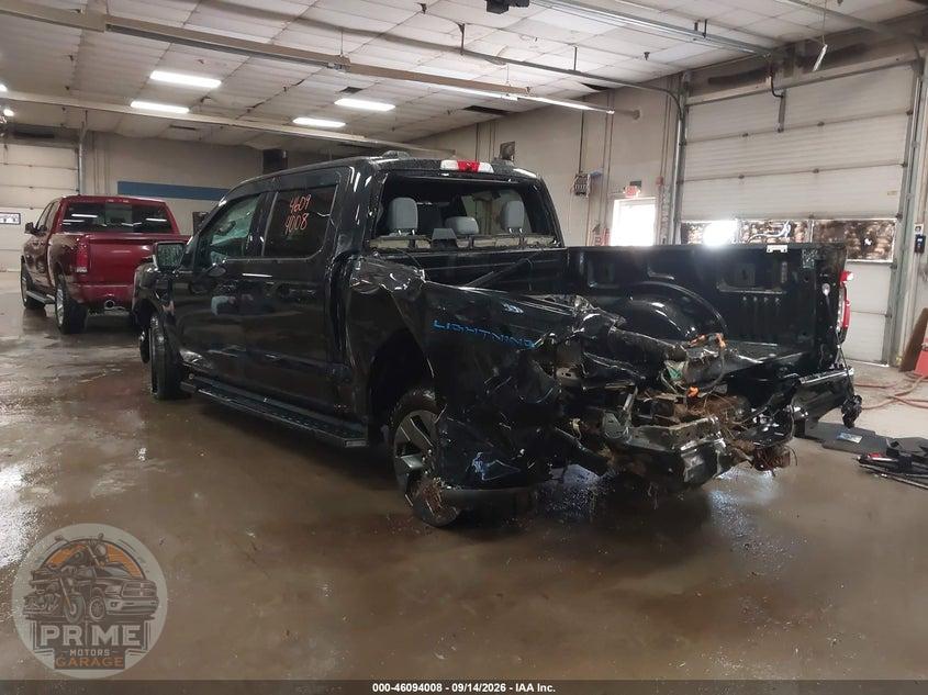 2022 FORD F-150 LIGHTNING LARIAT — фото 3