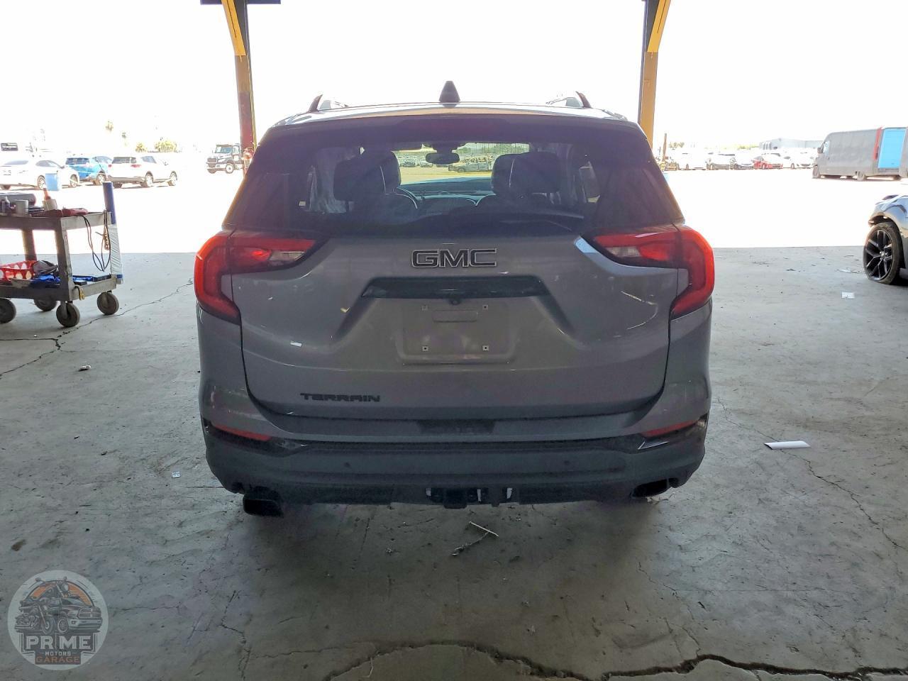 2020 GMC TERRAIN — фото 6