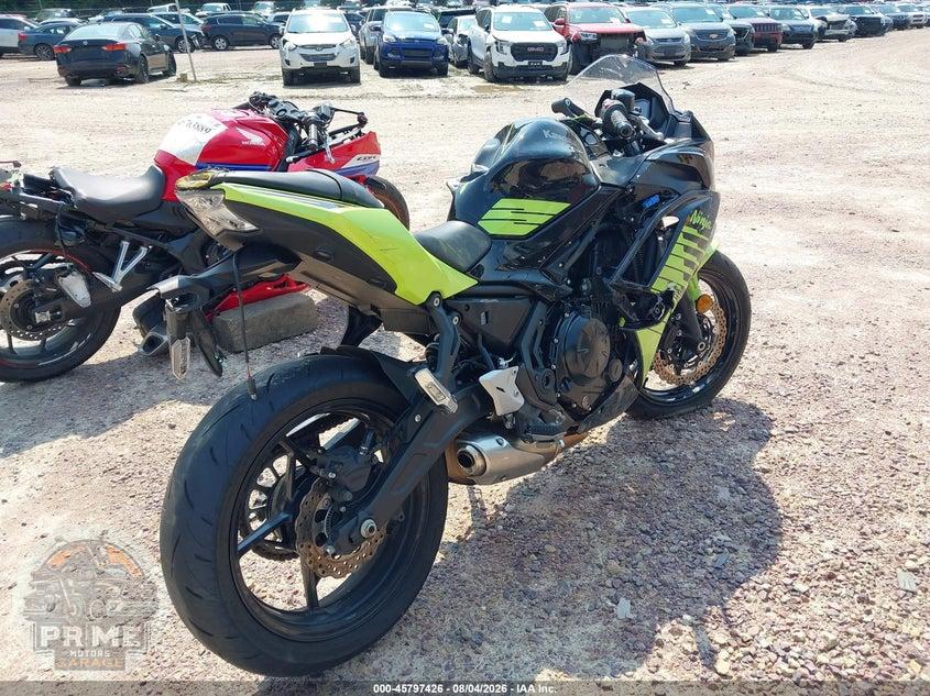 2026 KAWASAKI EX650 P — фото 4