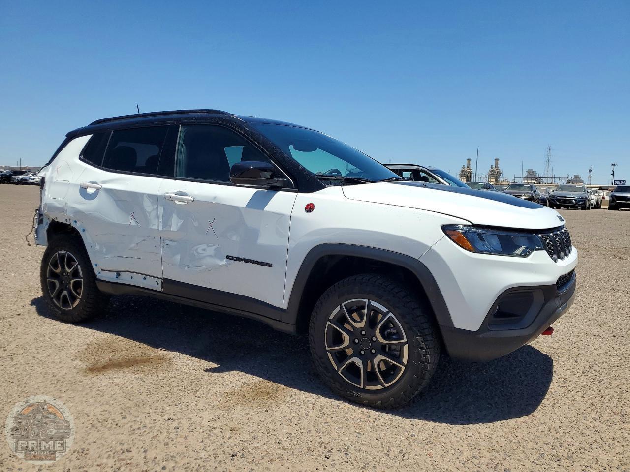 2025 JEEP COMPASS — фото 4