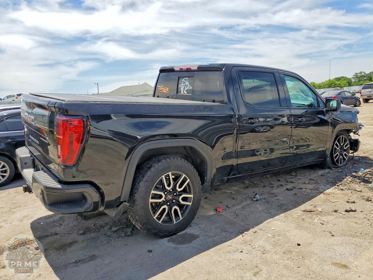 2021 GMC SIERRA — фото 3