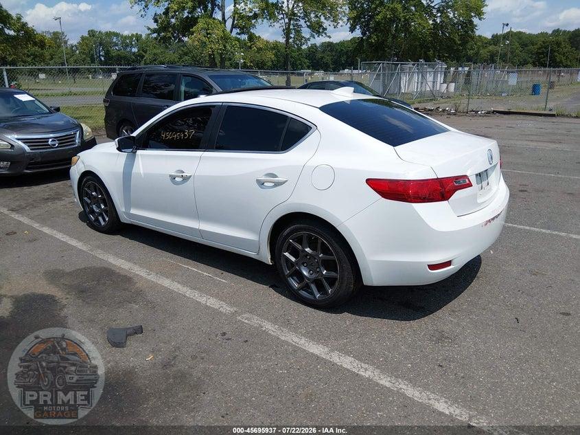 2013 ACURA ILX 2.0L — фото 3