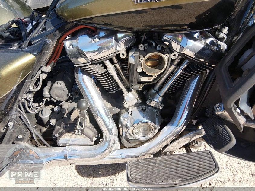2018 HARLEY-DAVIDSON FLHTK (ULTRA LIMITED) ULTRA LIMITED — фото 8