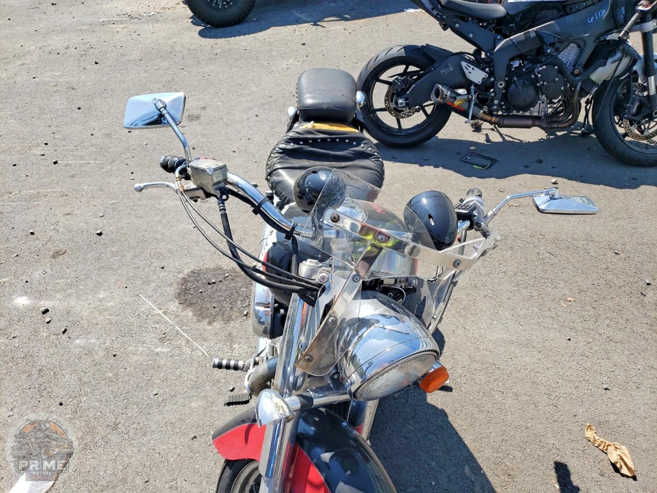 2000 HONDA VT750 — фото 5