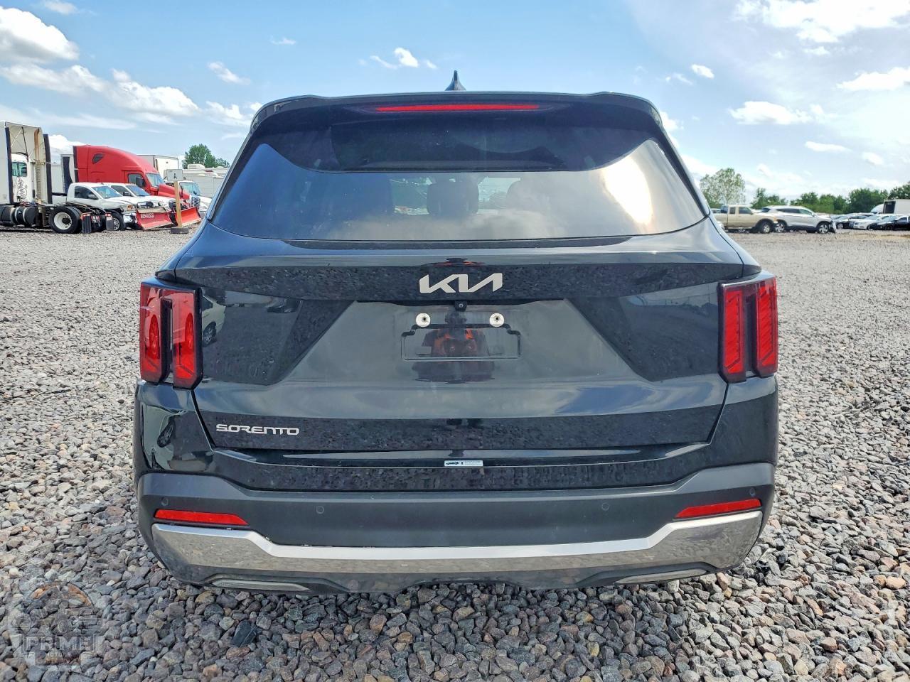 2024 KIA SORENTO — фото 6