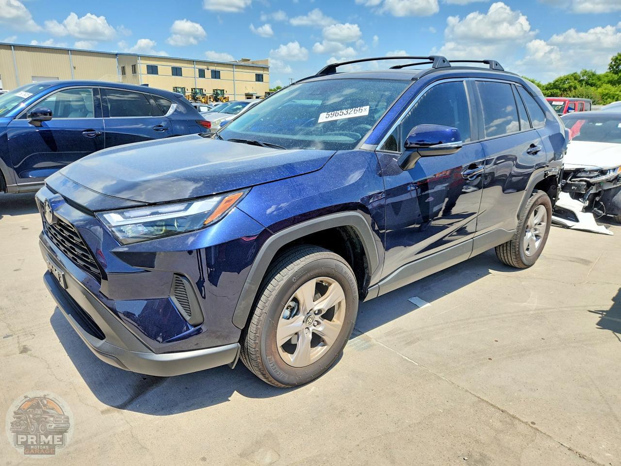 2025 TOYOTA RAV4 — фото 1