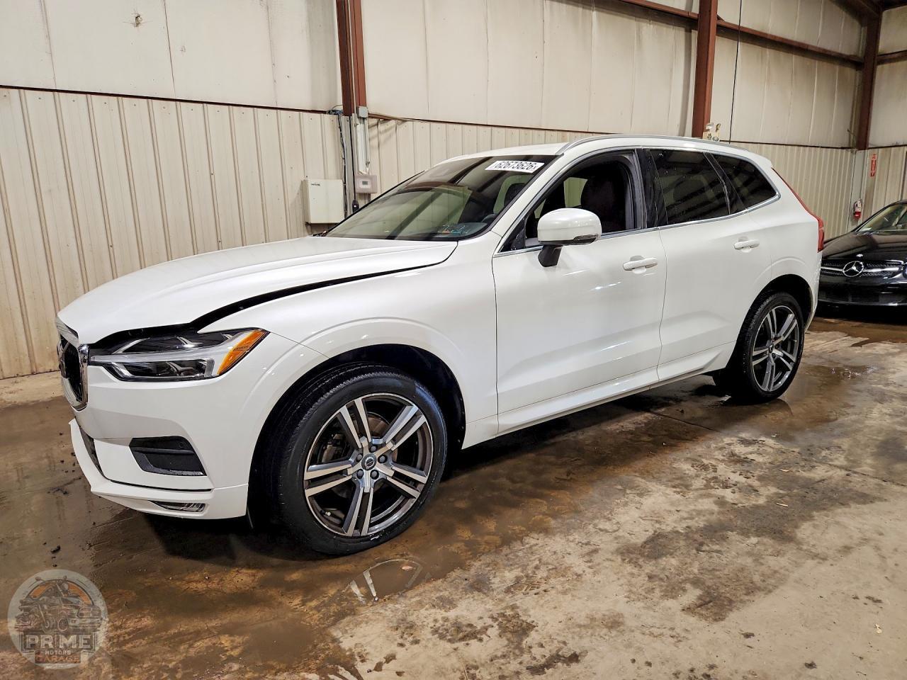 2021 VOLVO XC60 — фото 1