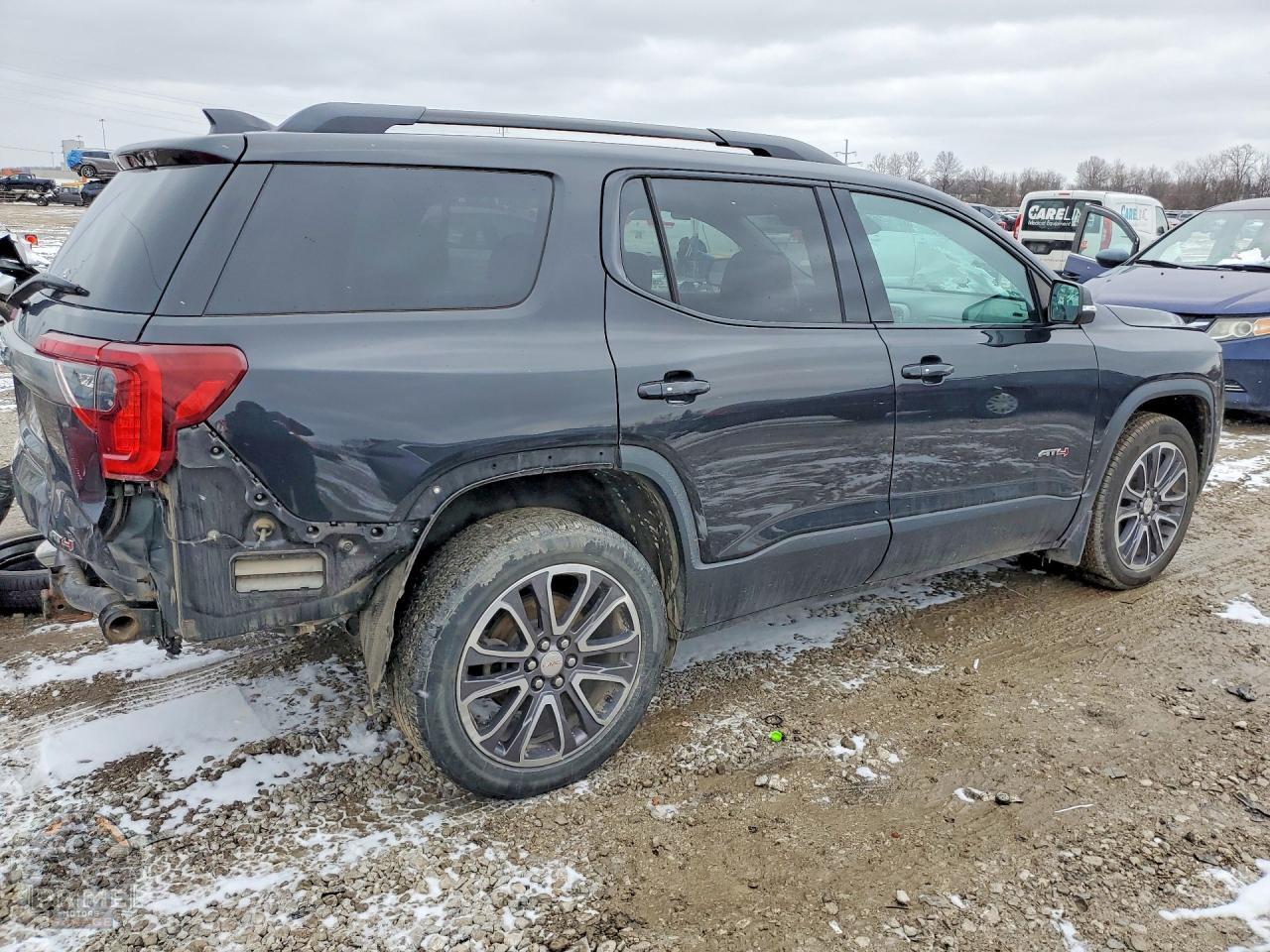 2020 GMC ACADIA — фото 3