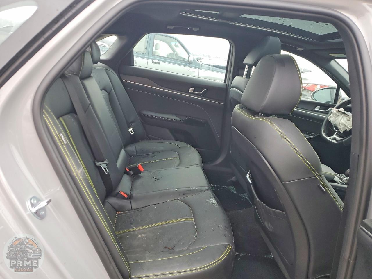 2026 KIA K5 — фото 10
