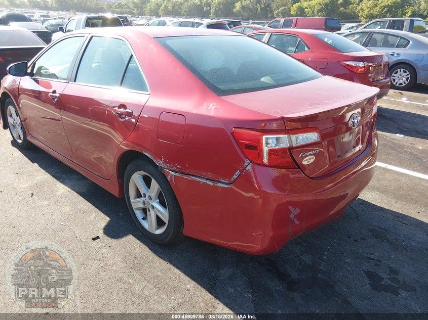 2013 TOYOTA CAMRY SE — фото 3