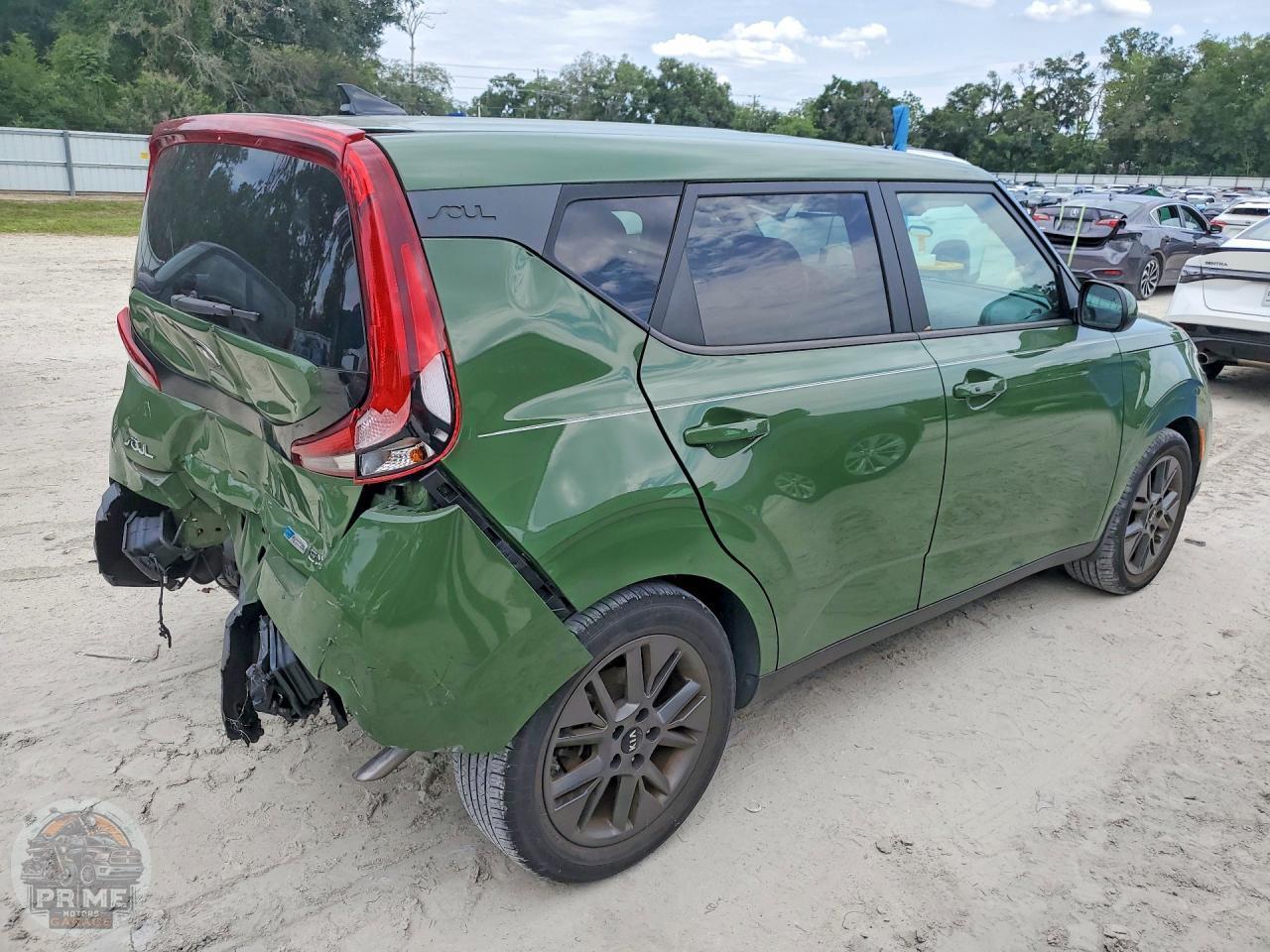 2021 KIA SOUL — фото 3