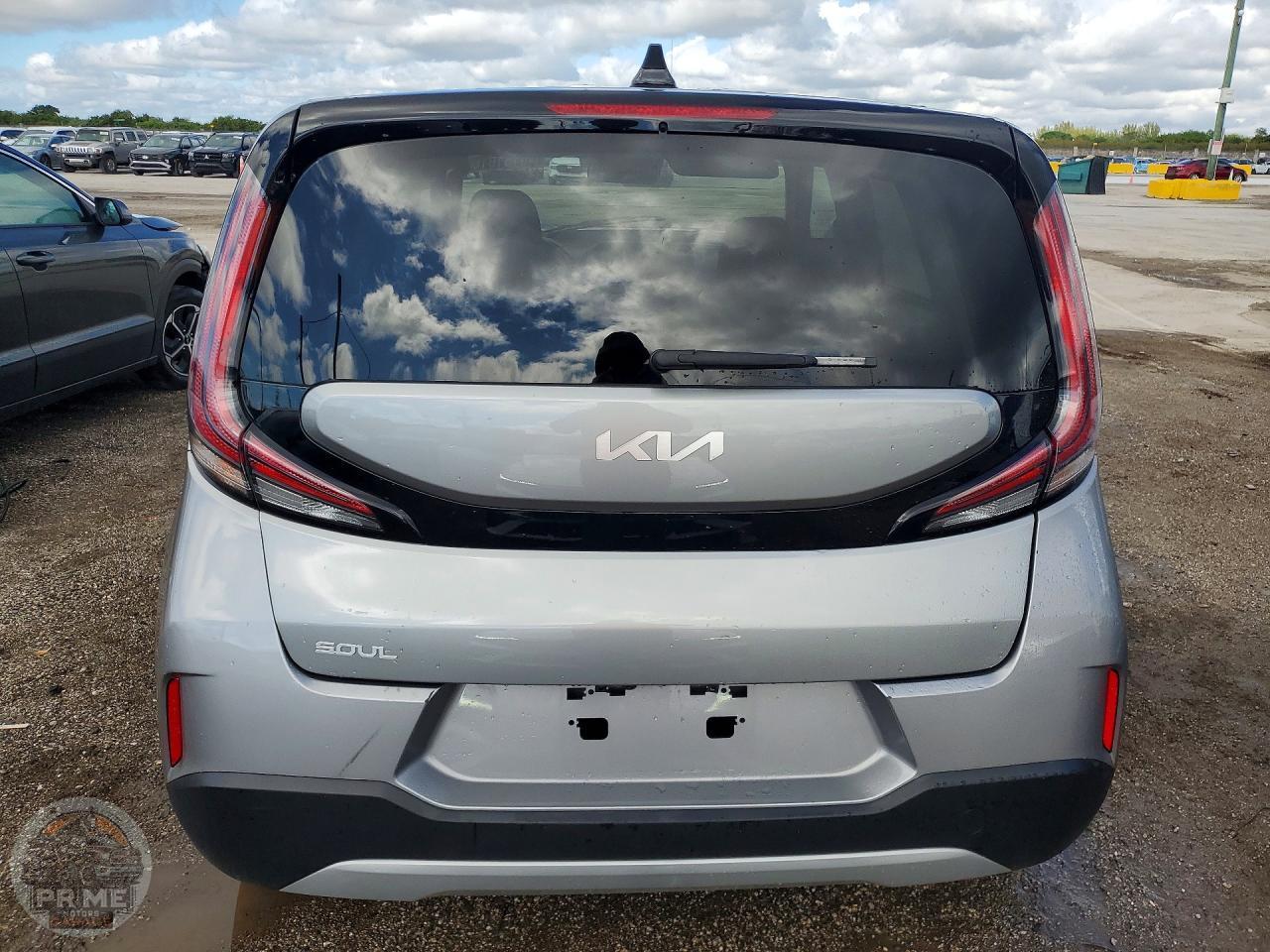 2025 KIA SOUL — фото 6