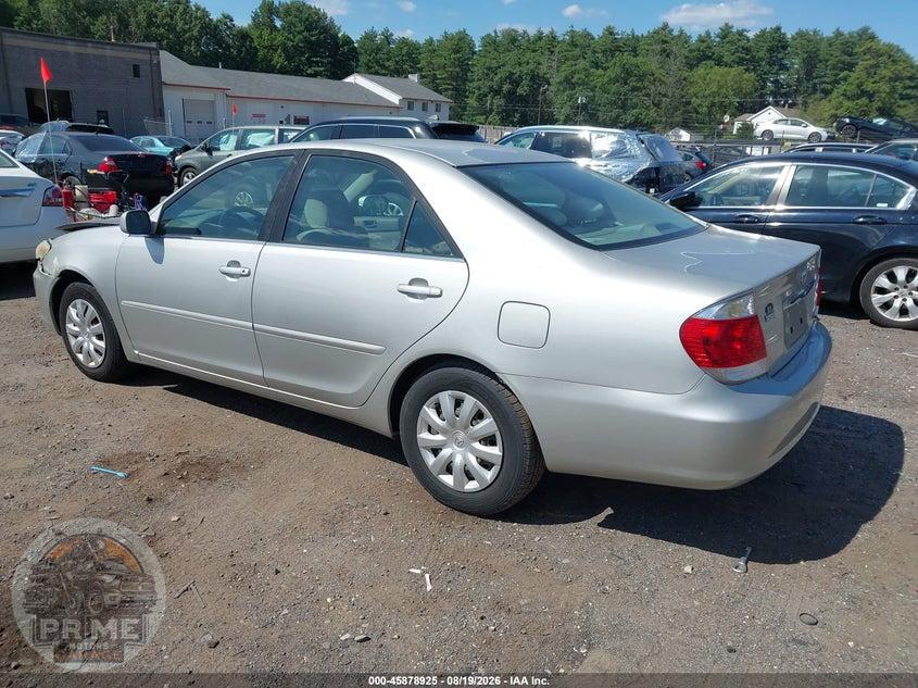 2005 TOYOTA CAMRY LE — фото 3