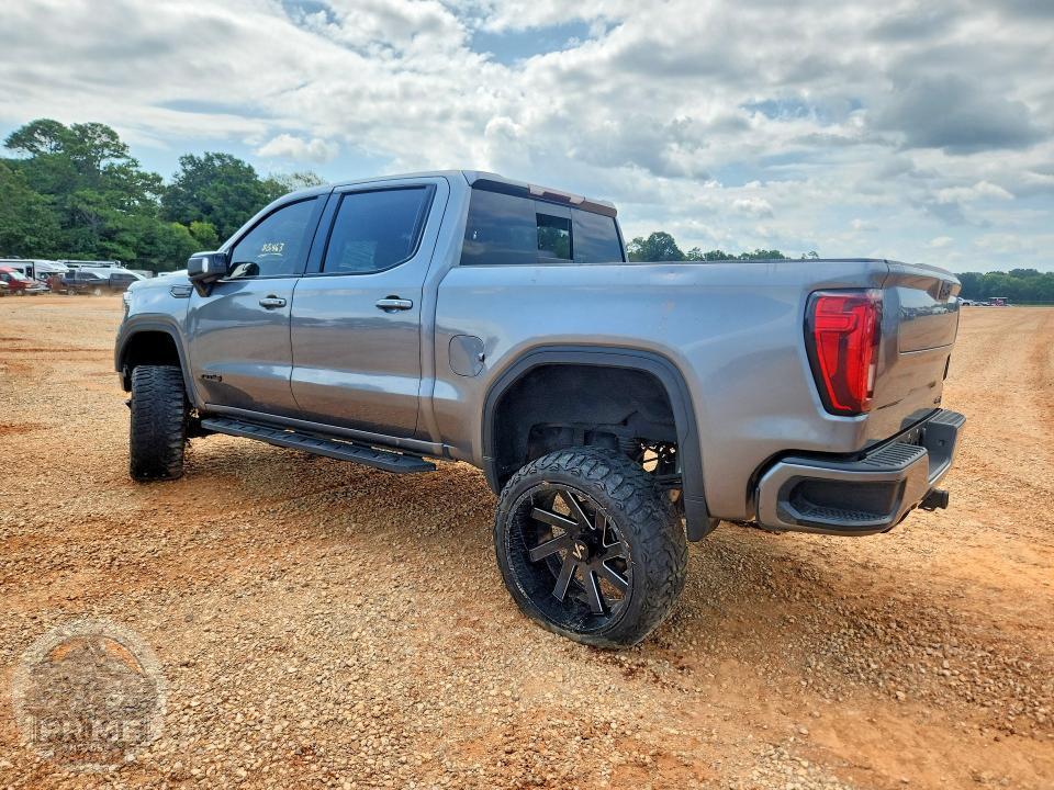2022 GMC SIERRA — фото 2